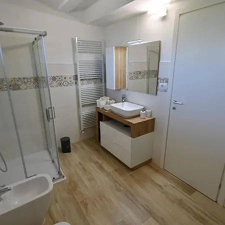 La Perla Di Con Jacuzzi E Sauna 别墅