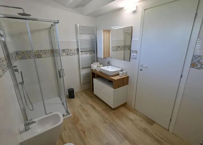 La Perla Di Con Jacuzzi E Sauna Villa